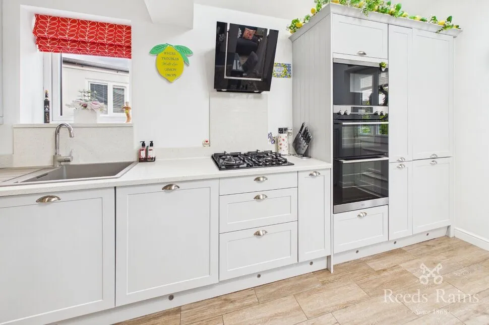 South Hill Rise, Leeds, West Yorkshire, LS10, photo 9