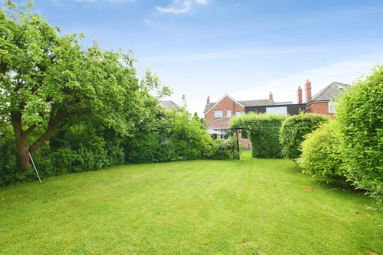 Towthorpe Road, Haxby, York, photo 4