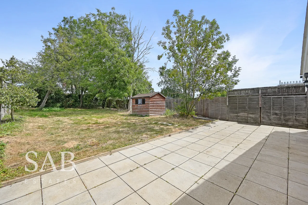 Greenford Gardens, Greenford, UB6, photo 16