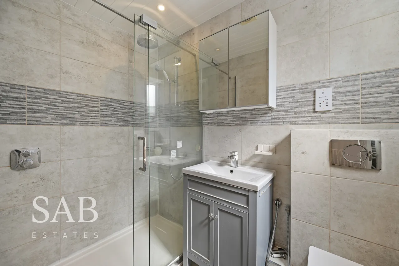 Greenford Gardens, Greenford, UB6, photo 10