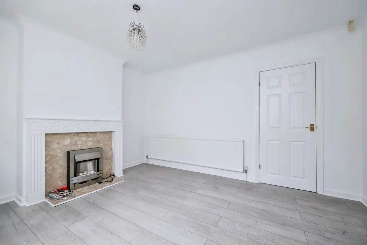 Claremont Avenue, Hucknall, NG15, photo 5