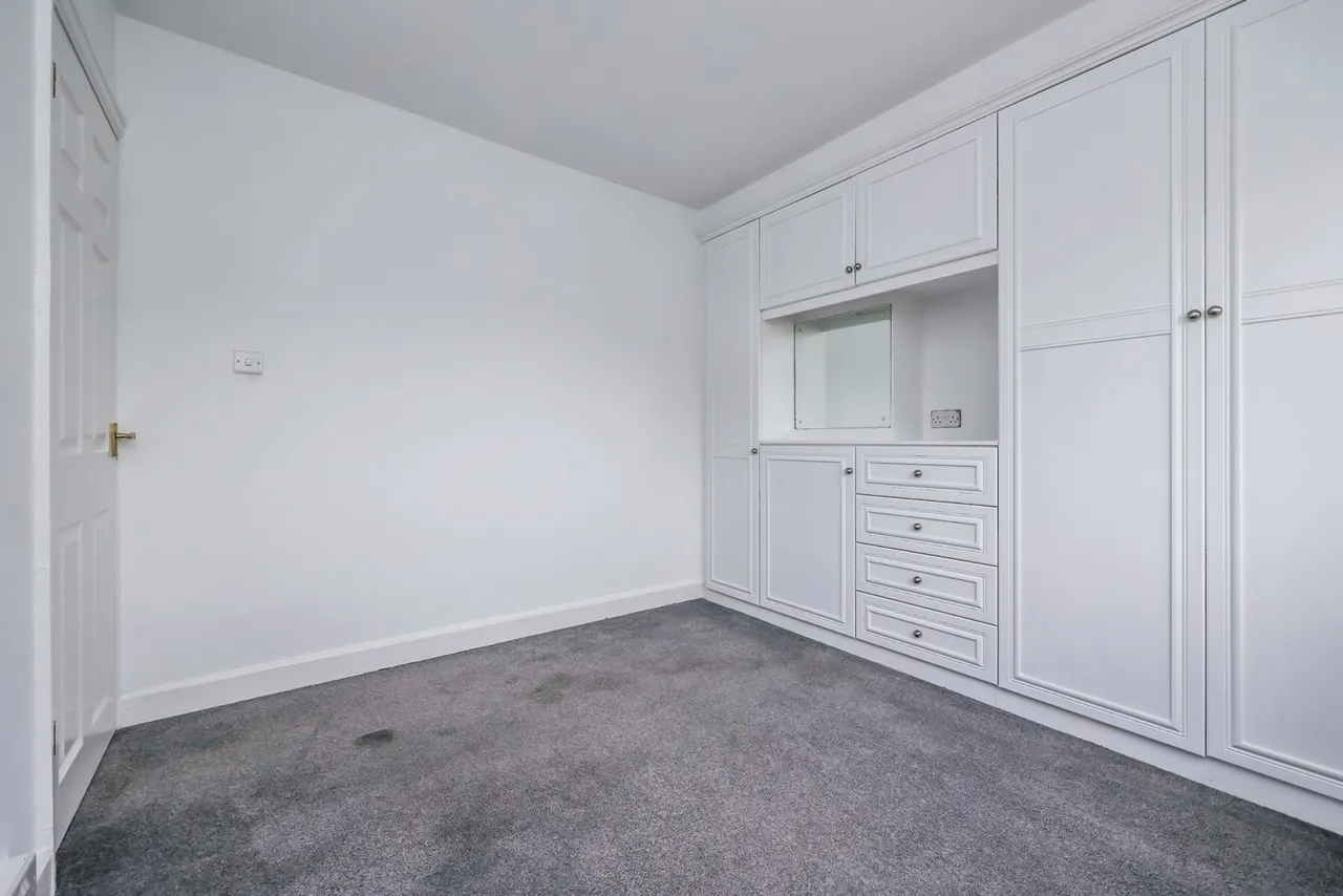 Claremont Avenue, Hucknall, NG15, photo 9