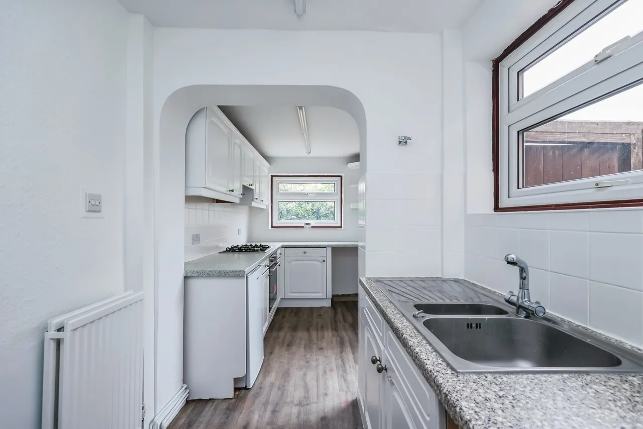 Claremont Avenue, Hucknall, NG15, photo 4