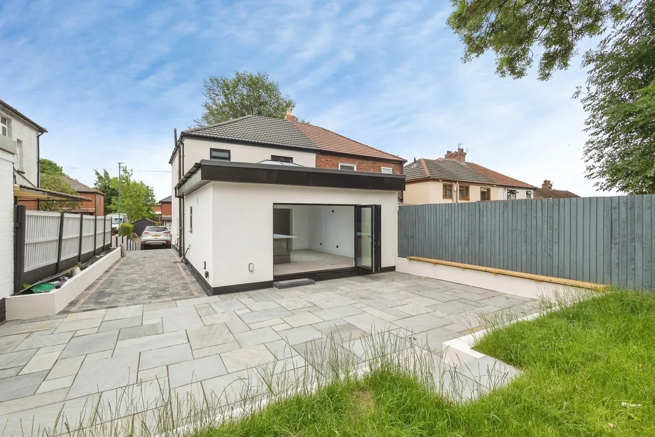Ridge Hill Lane, Stalybridge, Greater Manchester, SK15, photo 31