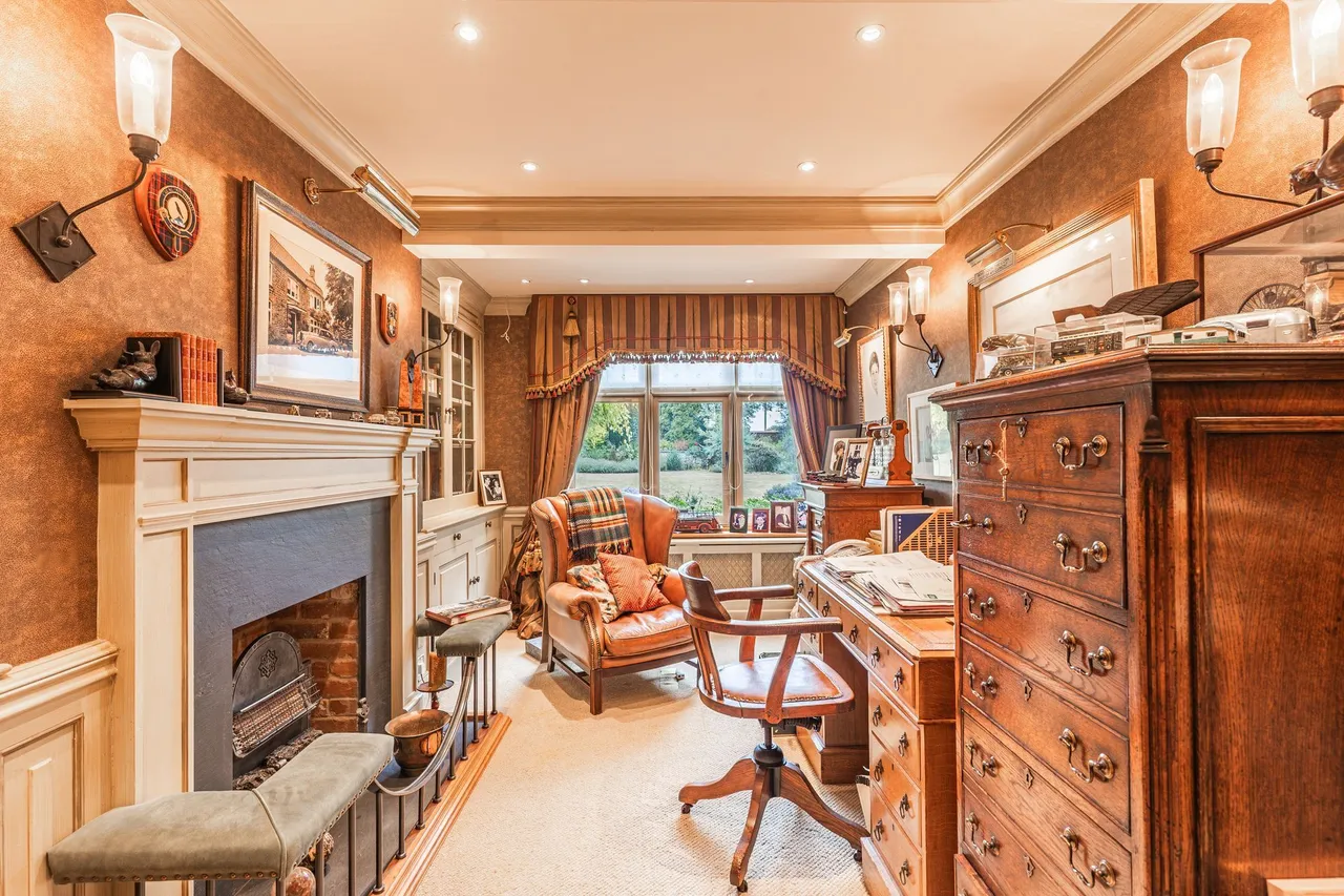 Impressive Home in Grimston Just Over, photo 11