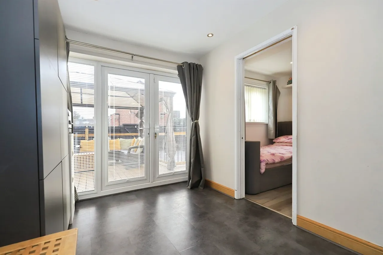 Connaught Avenue, Kidderminster, photo 8