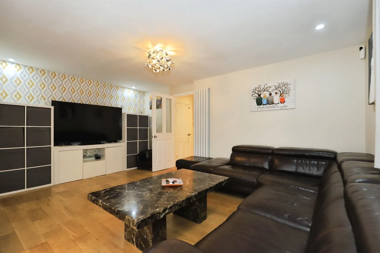 Connaught Avenue, Kidderminster, photo 7