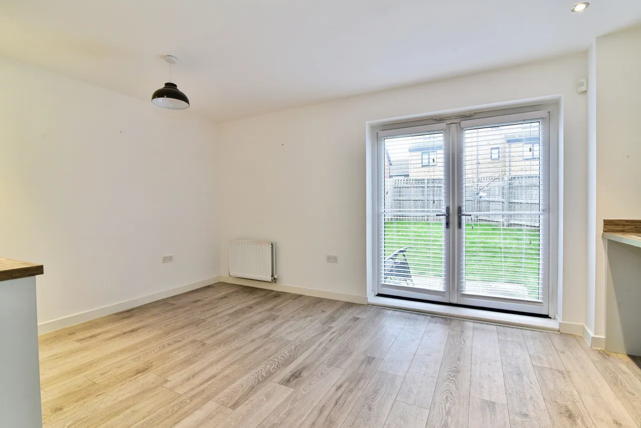 Brooks Drive, Rotherham, photo 5