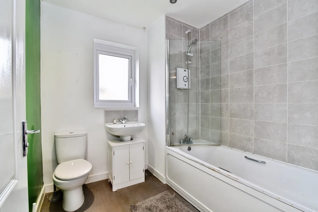 Brooks Drive, Rotherham, photo 9