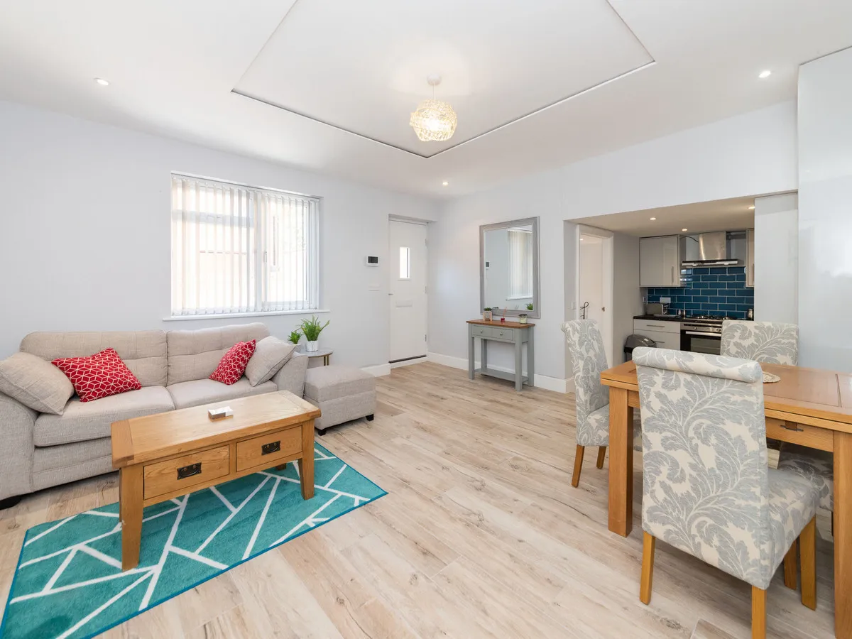 2 bed flat to rent, Reading, RG1