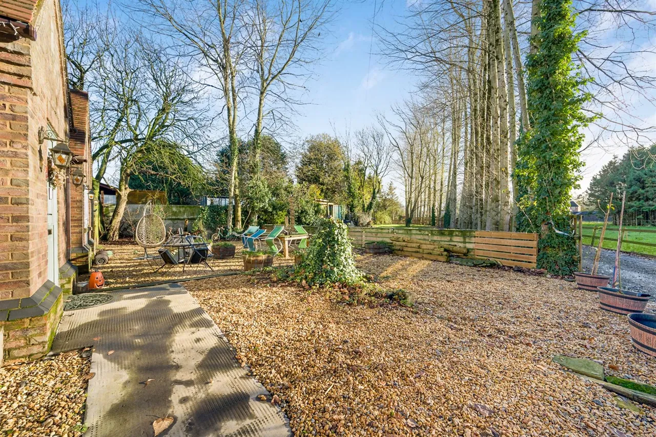 Little Ees Lane, Sale, photo 33