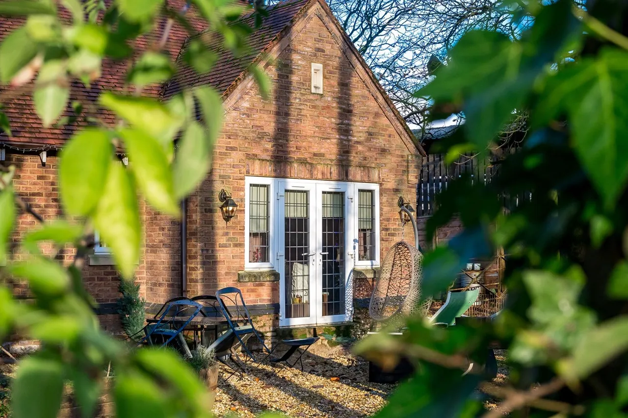Little Ees Lane, Sale, photo 25