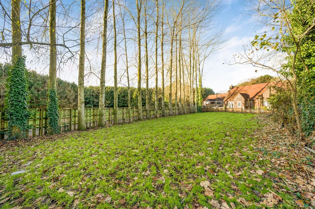Little Ees Lane, Sale, photo 35