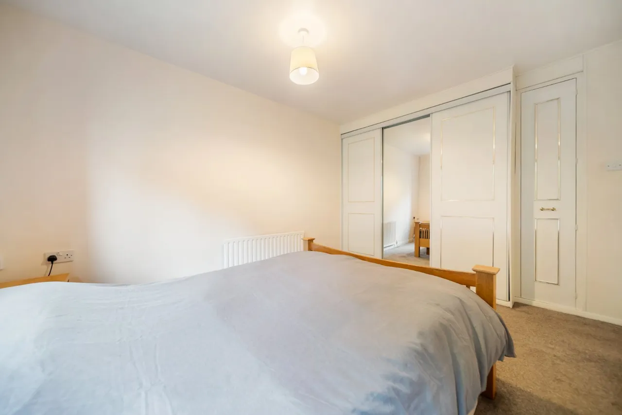 Town Gate, Calverley, LS28, photo 9
