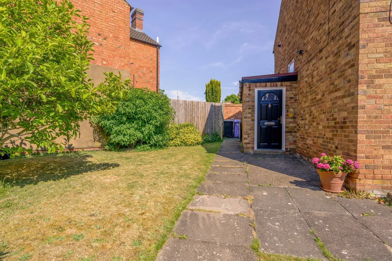Castle Hill, Rothwell, Kettering, photo 8