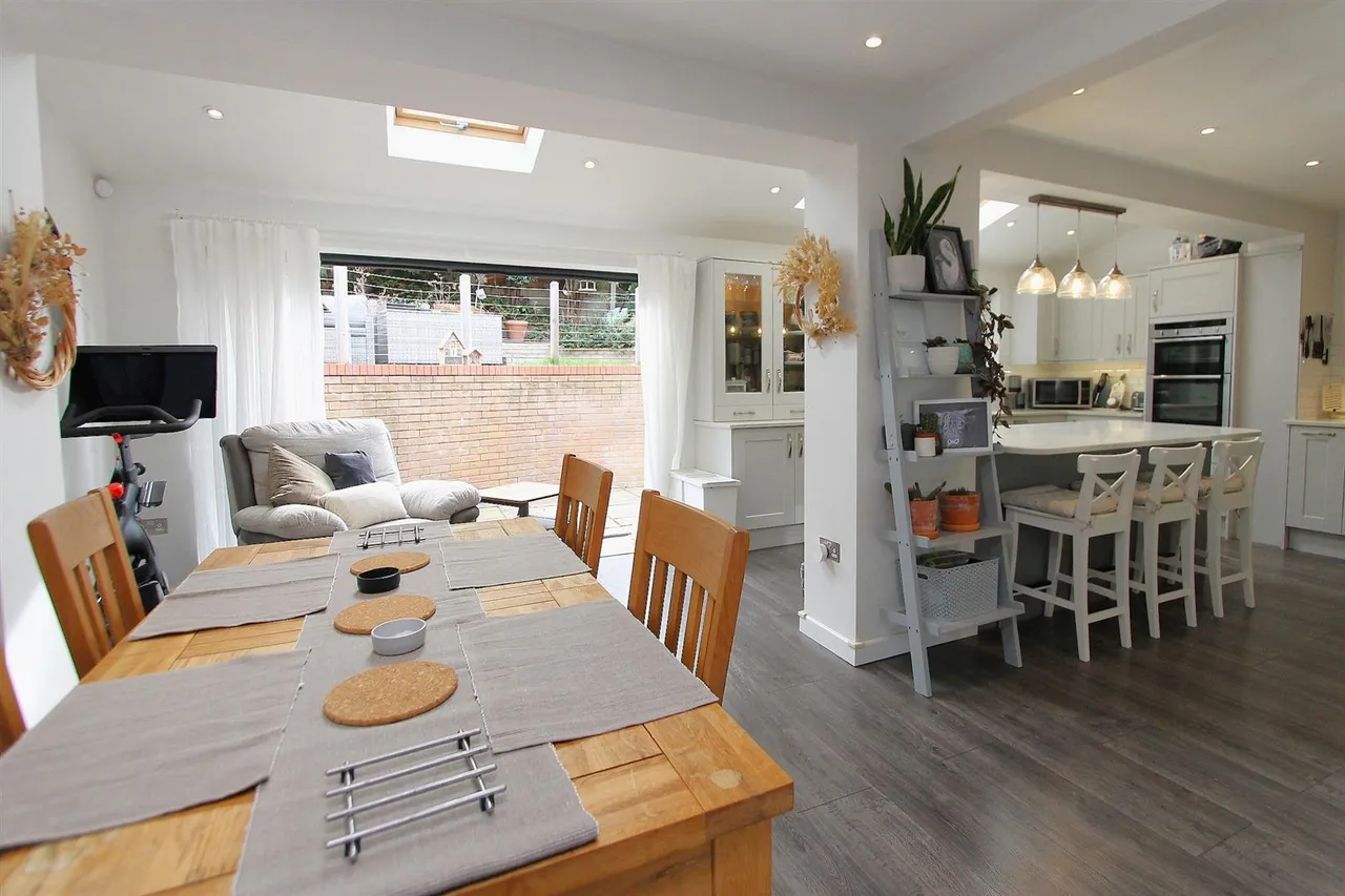Croftwood Road, Stourbridge, photo 8