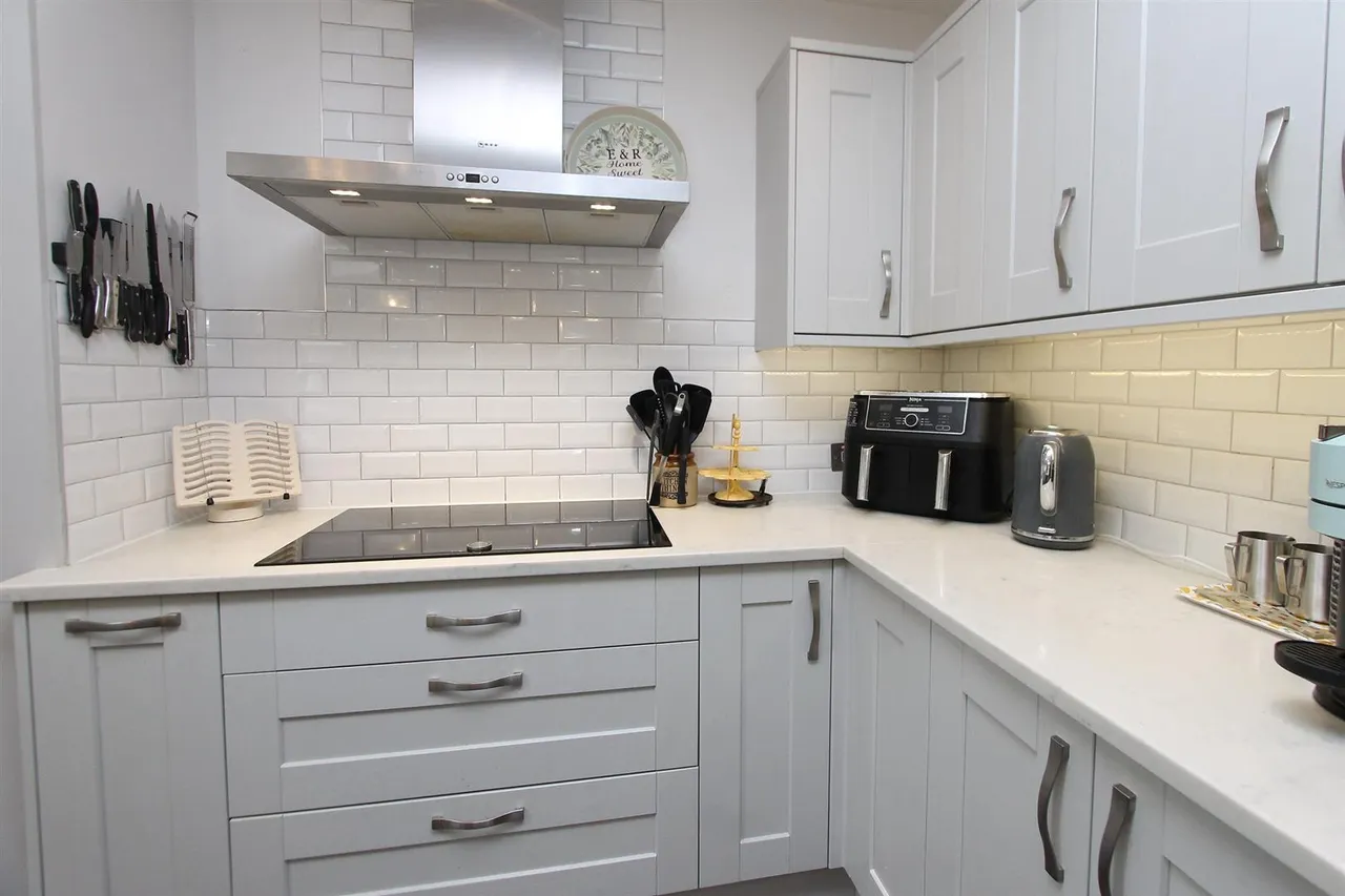 Croftwood Road, Stourbridge, photo 12