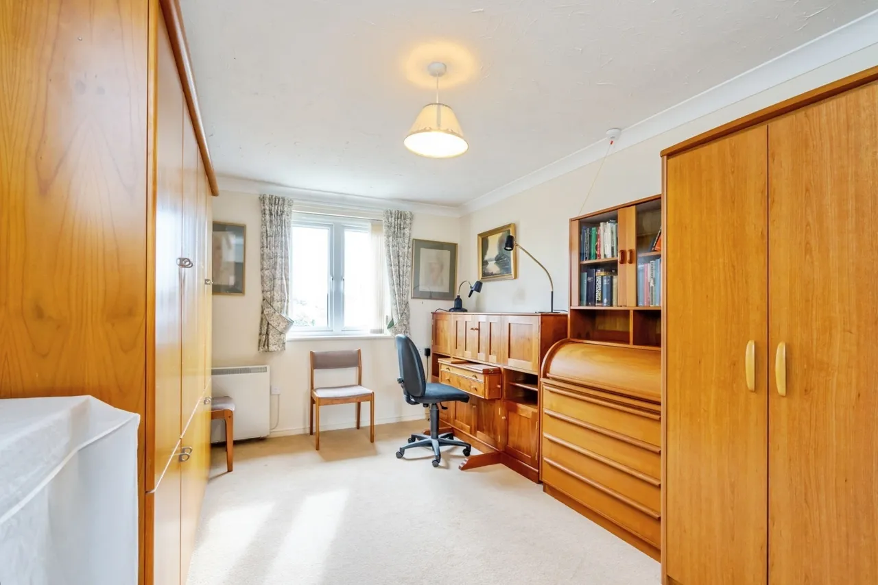Shrubbs Drive, Bognor Regis, PO22, photo 12
