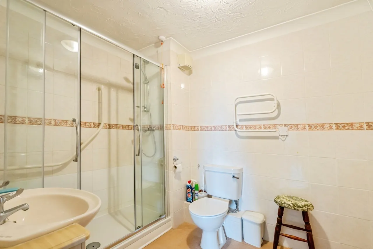 Shrubbs Drive, Bognor Regis, PO22, photo 11