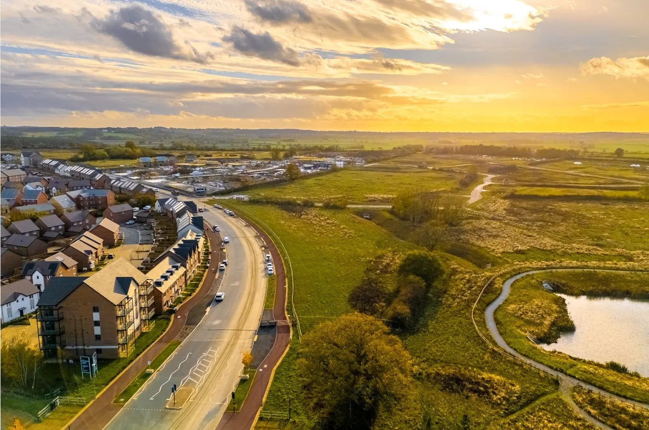Barrosa Way, Whitehouse, Milton Keynes, MK8 1LN, photo 13