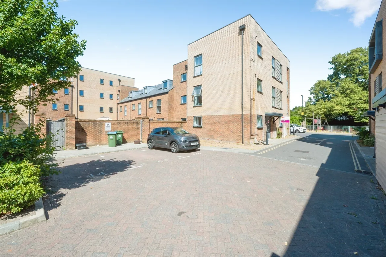 Laxton Close, Southampton, photo 12