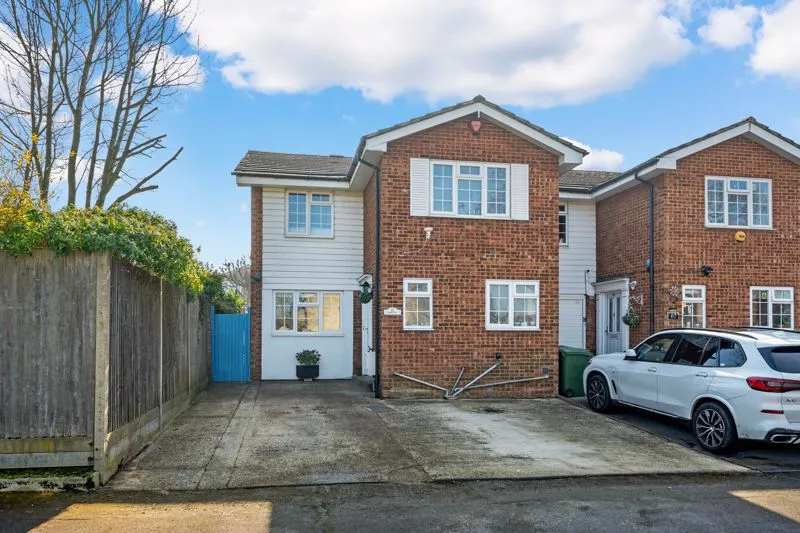 4 bed house for sale — Sackville Road, Sutton SM2 6HS
