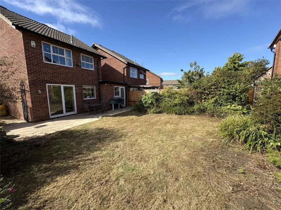 Hazlitt Croft, Springbank, GL51, photo 9