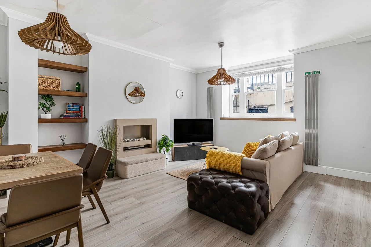 Gloucester Terrace, London, W2, photo 9
