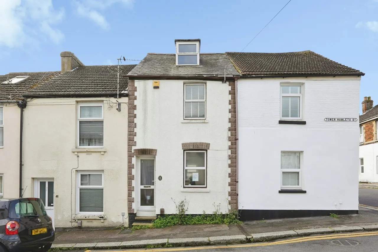 2 bed house for sale — Tower Hamlets Street, Dover, Kent, CT17