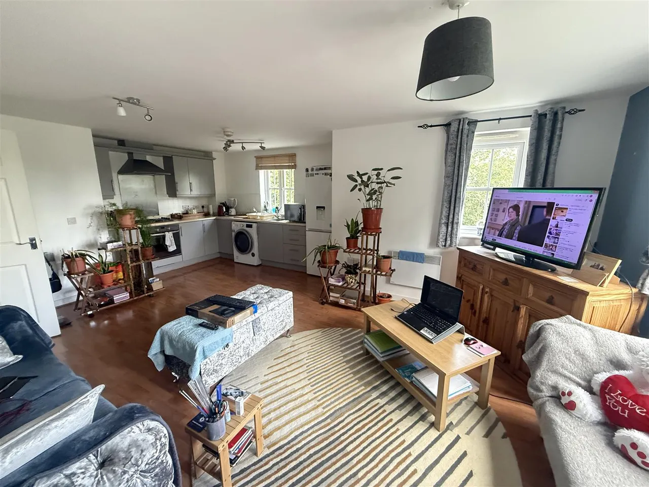 Hendeley Court, Burton-On-Trent, DE14, photo 4