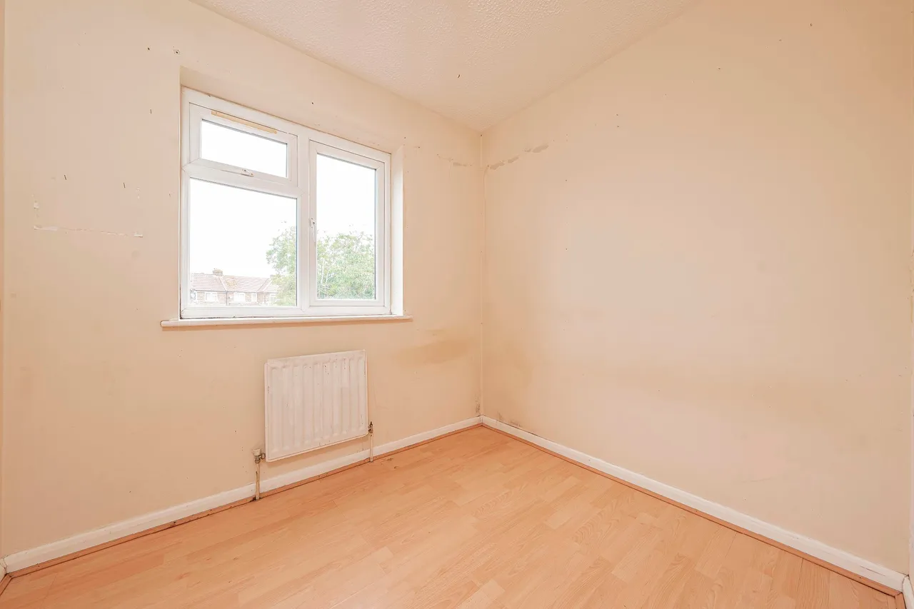 Pacific Close, Feltham, TW14, photo 9
