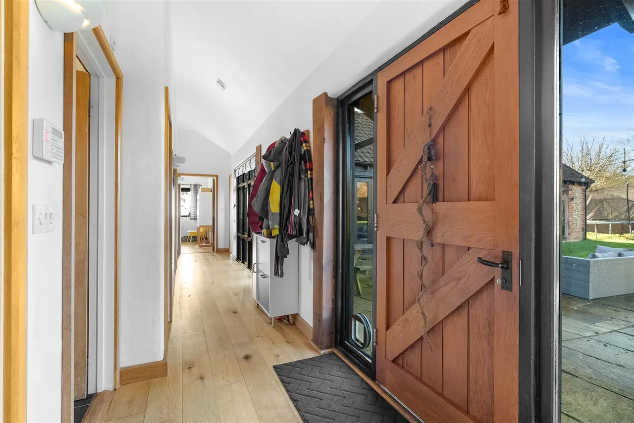 Redgates Lane, Sewards End, CB10, photo 4
