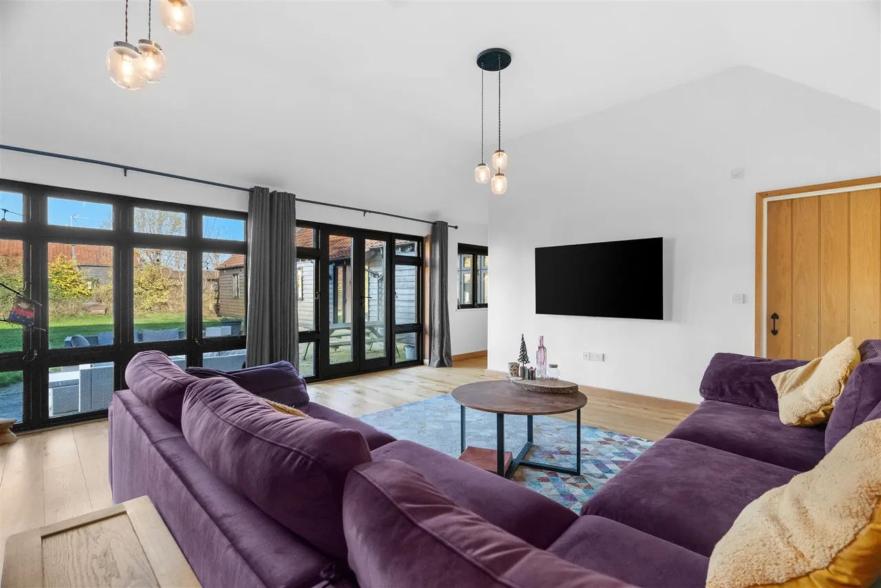 Redgates Lane, Sewards End, CB10, photo 8