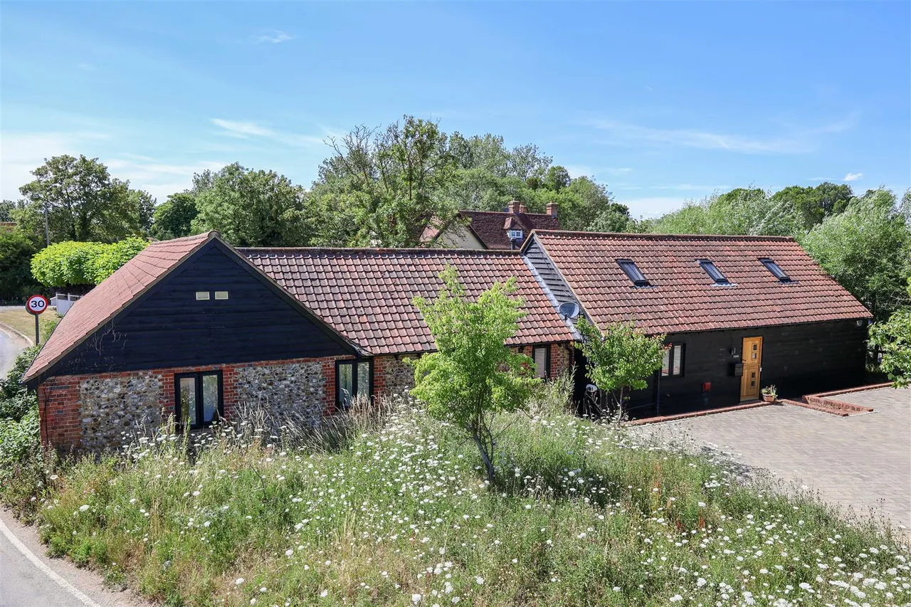 Redgates Lane, Sewards End, CB10, photo 22