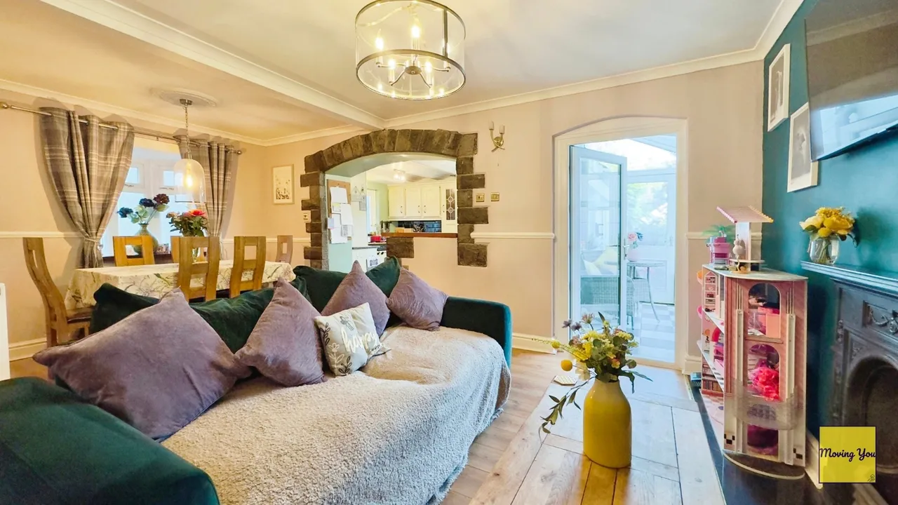 Derwen Road, Alltwen, Swansea, West Glamorgan, photo 6