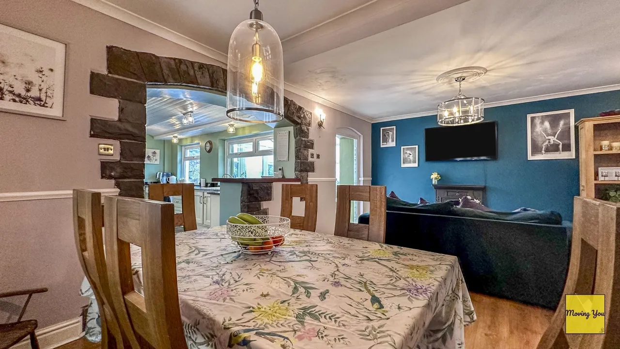 Derwen Road, Alltwen, Swansea, West Glamorgan, photo 8