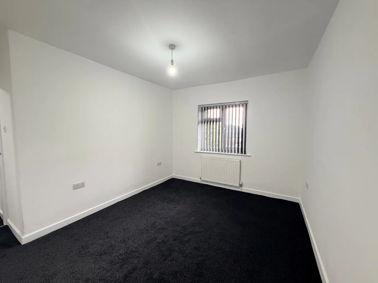 Button Lane, Manchester, M23 0LZ, photo 4