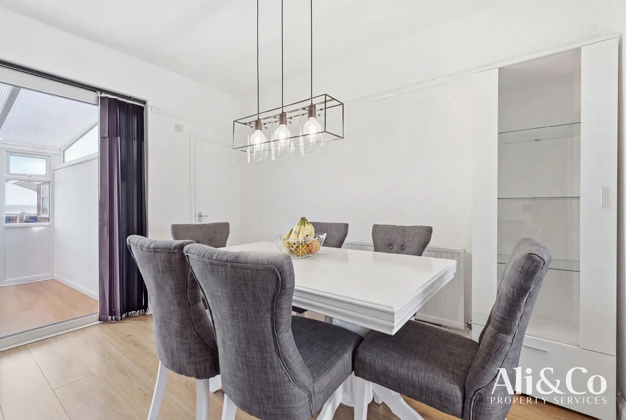 Palmerston Road, Grays, Essex, RM20 4YP, photo 6