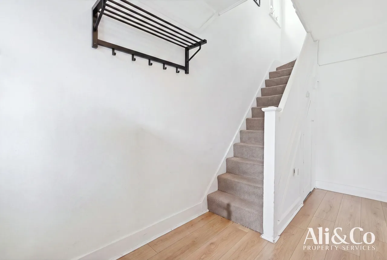 Palmerston Road, Grays, Essex, RM20 4YP, photo 12