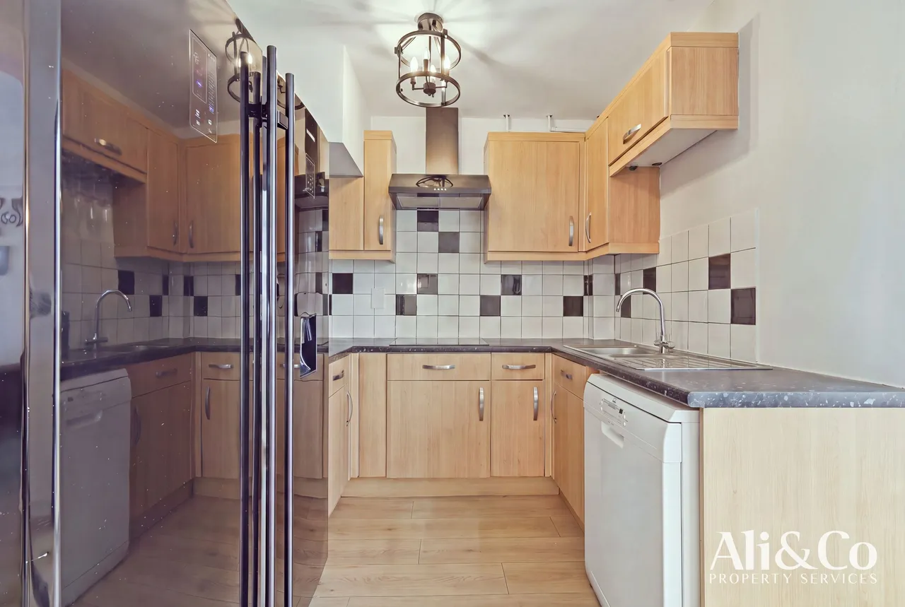Palmerston Road, Grays, Essex, RM20 4YP, photo 8