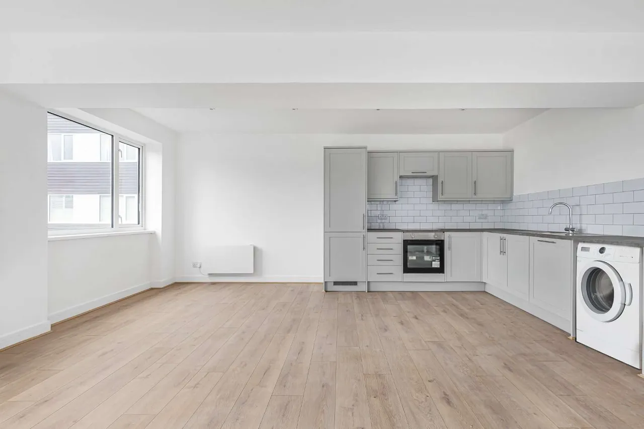 Twickenham Road, Teddington, TW11, photo 3
