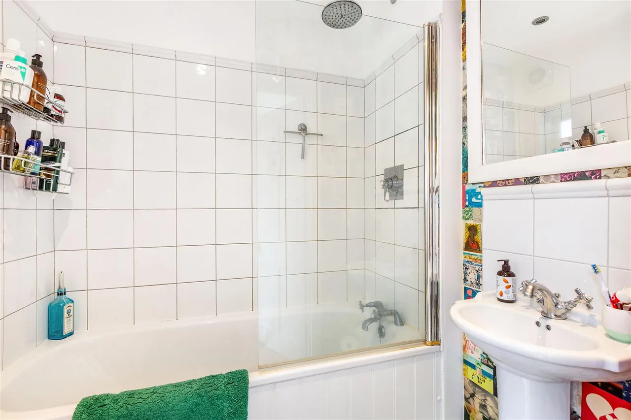 Cowley Road, Mortlake, SW14, photo 6