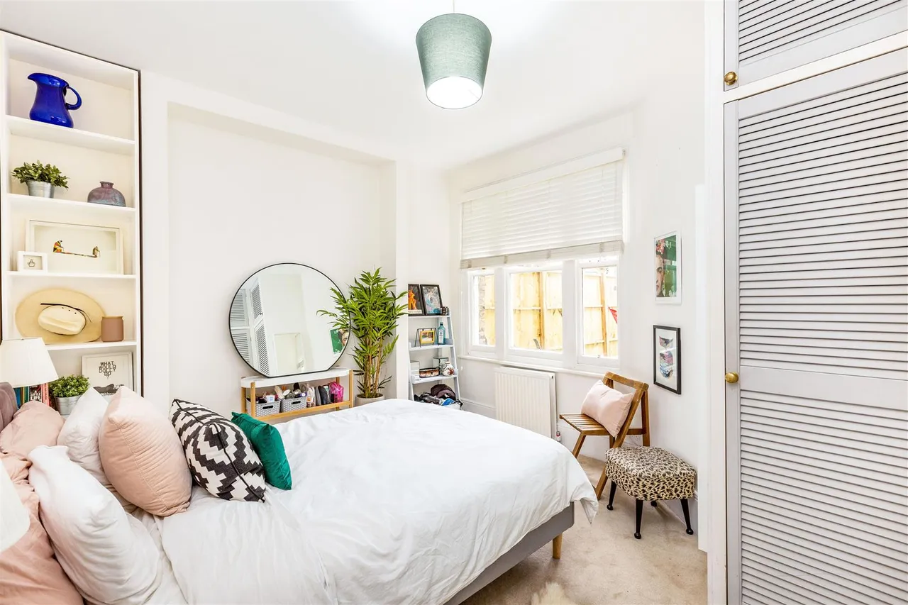 Cowley Road, Mortlake, SW14, photo 5