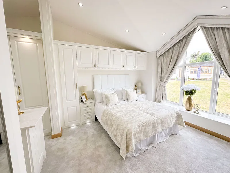 Weybridge Park Estate Weybridge Road, Addlestone KT15 2GP, photo 8