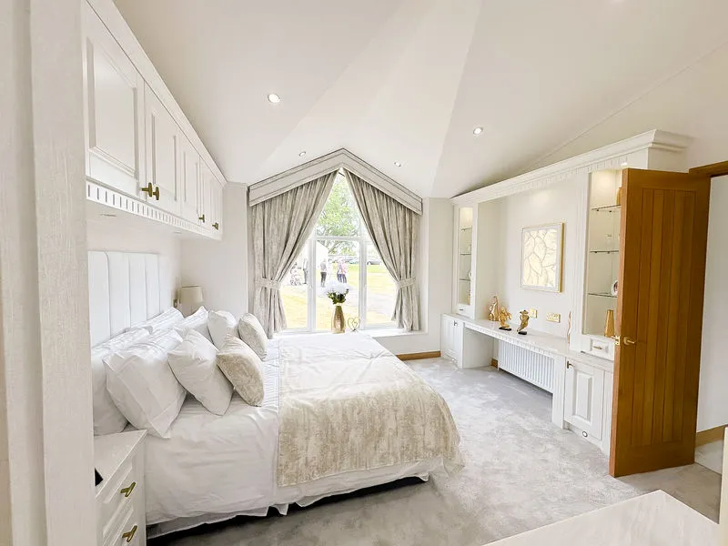 Weybridge Park Estate Weybridge Road, Addlestone KT15 2GP, photo 9
