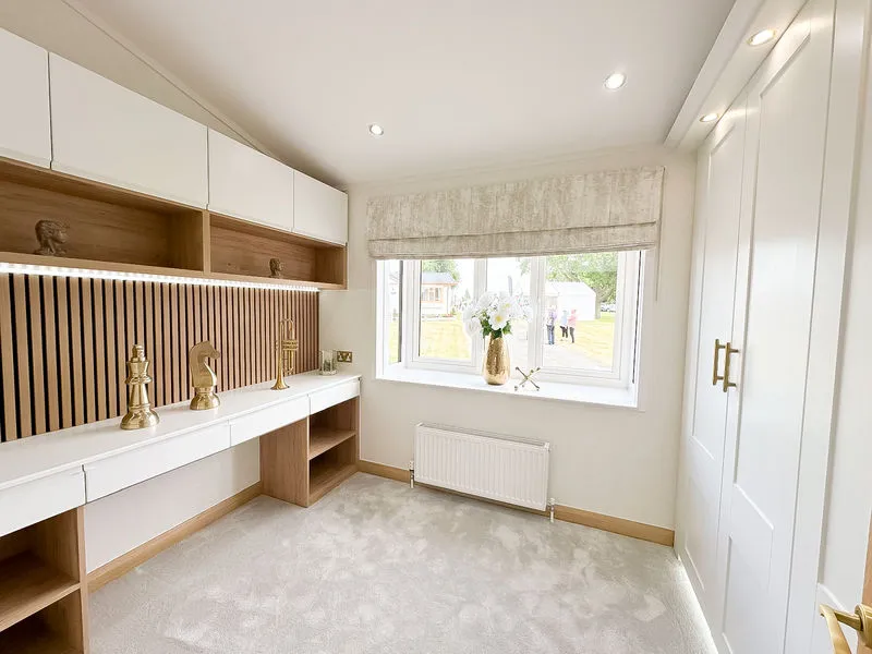 Weybridge Park Estate Weybridge Road, Addlestone KT15 2GP, photo 10