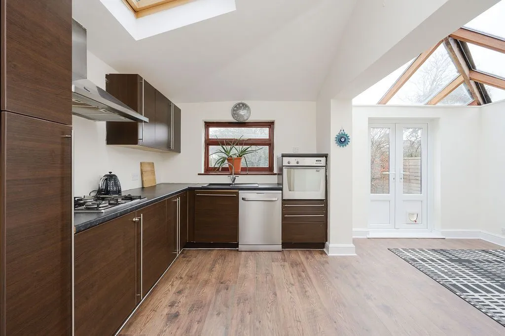 Haynt Walk, Wimbledon Chase, SW20, photo 24