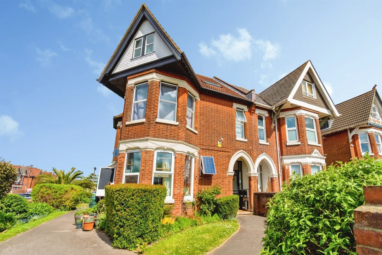 flat for sale, Howard Road, Southampton, SO15