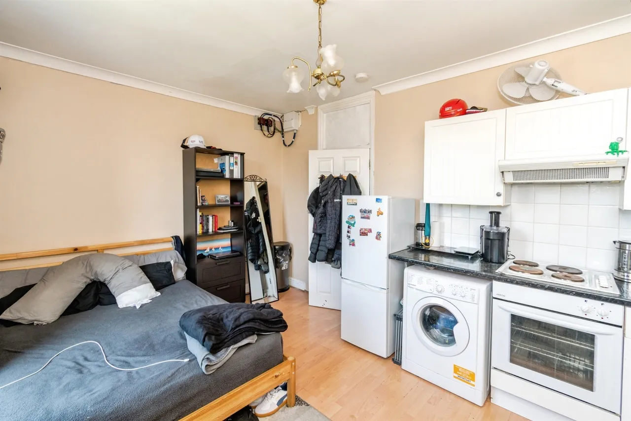 Howard Road, Southampton, SO15, photo 6