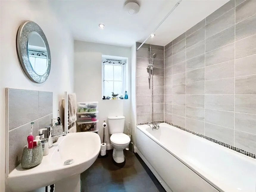 Realmwood Close, Canterbury, Kent, CT1, photo 5